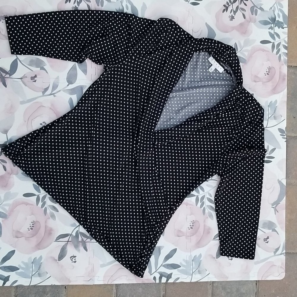 CHAUS NEW YORK Black White Polka Dot Surplice Neck Stretch Knit Tunic